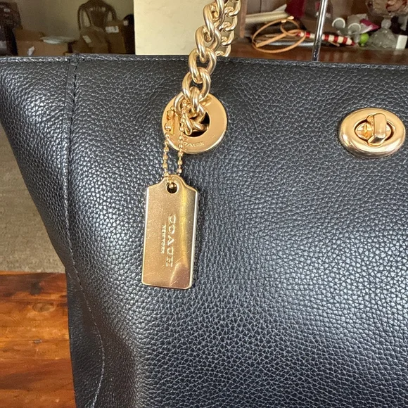 Coach Black Leather Tote Bag with Gold Chain Handles in EUC - Picture 4 of 12